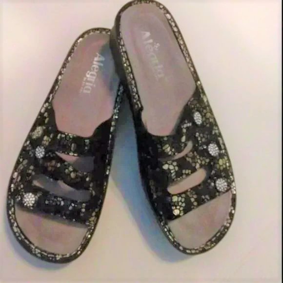 ❤️New Alegria Snake Skin Fiona Zesry Silver Metallic Rhinestone Sandals 38… - Picture 1 of 6